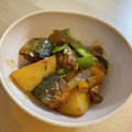 yukashan's cooksnap of when they made さば缶で節約✿旨辛サバじゃが.