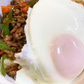 どんぐりきのこ's cooksnap of when they made 簡単！ピーマンと人参のそぼろ丼.