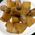 ゃゃッキりん梵's cooksnap of when they made 鶏ももとジャガイモの甘辛炒め.