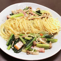 居酒屋まるみ's cooksnap of when they made 小松菜　しめじ　ベーコン　和風パスタ.