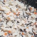 みみんん★★'s cooksnap of when they made 離乳食後期〜✱鶏肉とひじきの炊き込みご飯.