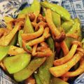 ナナッコ☆724's cooksnap of when they made スナップエンドウとしめじのスパイシー炒め.