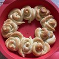 クック3VG036☆'s cooksnap of when they made カリッフワ～♪薔薇のちぎりパン♪.