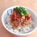 hiroerico's cooksnap of when they made 鮭フレークキムチ丼.