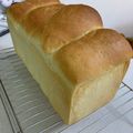 もとパパ's cooksnap of when they made シンプルな材料で『ほぼ生食パン』♪2斤用.