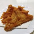 はっぴぃきっちん's cooksnap of when they made こどもの日♡春巻きの皮で兜アップルパイ.
