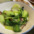 あねこちゃん's cooksnap of when they made 中国家庭料理♪青梗菜と椎茸のにんにく炒め.