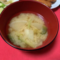 ゆ0518か's cooksnap of when they made 捨てるとこなし！我が家のカブのお味噌汁.
