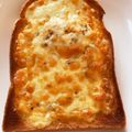 まめミィ's cooksnap of when they made たまごとチーズのごちそうトースト.