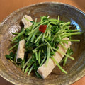 ★りなんち★'s cooksnap of when they made 簡単♪鶏むね肉と豆苗のにんにく炒め.