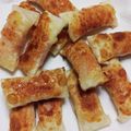 ロビくま's cooksnap of when they made 餃子の皮で簡単！ハムとチーズの包み焼き♪.
