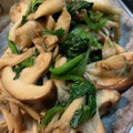 きあちさん's cooksnap of when they made 舞茸ダイエット！舞茸とほうれん草のソテー.