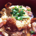 とも2323's cooksnap of when they made 半熟とろ旨♡海老フライの卵とじ丼.