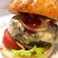 ぷりーん♫'s cooksnap of when they made ふわふわパテのとろけるハンバーガー♡簡単.