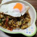 オレの夜食⭐☽食堂's cooksnap of when they made 〆のソース焼きそば（深夜食堂第8話）.