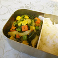 龍青空ママ's cooksnap of when they made お弁当に彩を☆オイマヨカレー炒め.