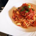 りえこ食堂's cooksnap of when they made エビとモッツァレラのトマトパスタ.