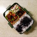 linhua's cooksnap of when they made 簡単お弁当☆カニカマとベビーチーズ和え.