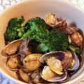 tikariri's cooksnap of when they made あさりとブロッコリーの酒蒸し.