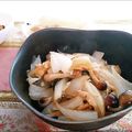 今日の勝家御膳's cooksnap of when they made 大豆ミートと玉ねぎの大葉ガリバタ醤油炒め.