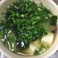 クック78R779☆'s cooksnap of when they made 簡単！小松菜と豆腐のお味噌汁.
