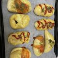 gucci12's cooksnap of when they made 一口でぱくっと！ウインナーパン.