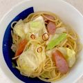 クックR4LXWX☆'s cooksnap of when they made キャベツとタマネギとコンソメでパスタ.