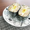 さぁさ52's cooksnap of when they made 息子小躍り☆とろ～り卵たぬきおにぎらず.
