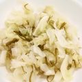 YOU1416's cooksnap of when they made 簡単★めかぶとキャベツの和え物.
