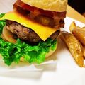 えいてぃえいと's cooksnap of when they made お家でリゾートランチ♡ハワイアンバーガー.