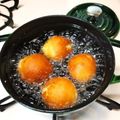 利き酒師めぐちゃん's cooksnap of when they made 地元★うちな～んちゅのサーターアンダギー.