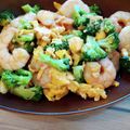 10りい's cooksnap of when they made ブロッコリーとエビと卵のオイスター炒め.
