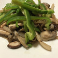 akasio10's cooksnap of when they made 大根とピーマンときのこの旨々炒め。.