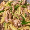 ちょろぽっきー's cooksnap of when they made じゃがいもで青椒肉絲.