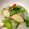 rikihaha's cooksnap of when they made 【保育園給食】かぶとりんごのサラダ.