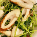 ぷーとんR's cooksnap of when they made もう一品に！豆苗とちくわのサッと炒め.