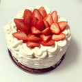 あいびいｓ's cooksnap of when they made 苺のデコレーションケーキ.