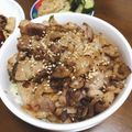 しまちょ★'s cooksnap of when they made 満足☆豚バラ肉の照り焼き丼.