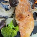 椎名蜜柑's cooksnap of when they made 鮭の簡単アクアパッツァ。ホットプレートで.