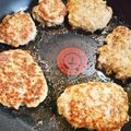 hitomi♪＊'s cooksnap of when they made 柔らか☆ごぼうつくねバーグ☆塩麹を加えて.