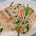 しばちゃそ's cooksnap of when they made ニラ&ソーセージともやし炒め❤ゆりさん風.