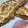 mk2s's cooksnap of when they made チーズダッカルビ風ホットサンド.