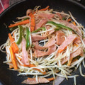 久ピー's cooksnap of when they made 簡単節約【モヤシとハムのマヨネーズ炒め】.