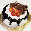 １男２姫ママ's cooksnap of when they made 簡単✾薔薇のチョコレートケーキ.