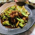 ＊＊もっさん＊＊'s cooksnap of when they made ご飯がすすむ♡豚肉とキャベツの甜麺醤炒め.