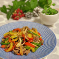 サヤスカマカン's cooksnap of when they made パプリカと豚肉とシメジのマヨポン炒め.