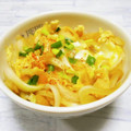 ＠迷子＠'s cooksnap of when they made 油揚げと新玉葱の卵とじ丼.