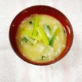 ふうはっちゃん's cooksnap of when they made 出汁が美味しい♪小松菜と大根の味噌汁.