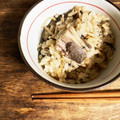 カズ形33's cooksnap of when they made 鯖缶で簡単炊き込みご飯.