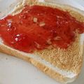 はっさく大福839's cooksnap of when they made ピーナッツバターといちごジャムのトースト.
